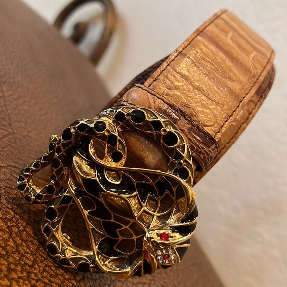 Roberto Cavalli Rare Gold/black Metal, with faux rubies & diamonds Cobra Belt! - Picture 7 of 11
